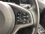 Hondaセンシングの機能のひとつ、アダプティブクルーズコントロール付!アクセルから足を離しても設定したスピードと前車との車間を保ち走行してくれます!車線維持もアシスト☆高速道路で疲労軽減ですね☆