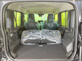 普段のお買い物や通勤、送迎等に十分な荷室スペースを確保しております。セカンドシートを倒すと、大きな荷物の積載も可能です♪