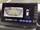 バックカメラも装備しております。車庫入れの苦手なお客様も安心!重宝してくれます!