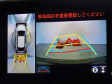 バックガイドモニターを装備しています、車庫入れもラクラクです。パノラミックビューモニターを搭載しています、上からの画像も表示されます。