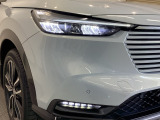【LEDヘッドライト】ディスチャージヘッドライト(HID)と同等の明るさで、夜道や雨天走行が明るく視界良好!! フォグライトも装備で、安心感さらにUPです♪安心ドライブを楽しんで下さい♪