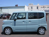 広々とした車内空間に優れた燃費性能。更にデザインも上質で人気のお車です!