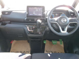 操作しやすい運転席廻り!操作パネルも使いやすい!!ドライブが楽しくなります!
