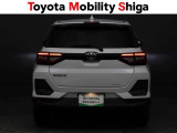 リヤのコンビネーションランプは後続車からも確認しやすいデザインです。