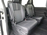 ゆとりある広々とした車内空間は、ドライブを始め買い物やレジャーなど、幅広く活躍します。一人でもみんなとでもお出かけを楽しみましょう!