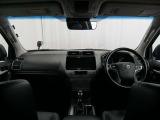見通しのよいすっきりとした視界で、誰でも運転しやすいです。運転のしやすさは疲れにくさにも繋がりますよ♪