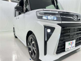 フォグランプ装着車です。暗い夜道の車両前方を明るく照らします