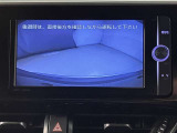 いまや必須装備「ナビゲーション」搭載!知らない場所にスイスイッとドライブ。もう、これなしではハンドルを握れませんね!でも運転中の操作は危険ですのでご注意ですね☆