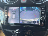 アラウンドビューモニターは車庫入れの強い味方となってくれます。上から車を見下ろすように視ることで、駐車場枠内にビシッと真っ直ぐ停めれます!☆一度使ったらわかって頂けます☆