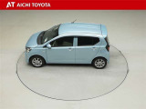 スカイブルーメタリック(B83)の外装は、2オーナーの車としては、傷の少ない魅力的なコンディションです。傷や汚れの目立たない、お手入れの簡単な色です。