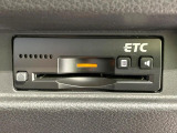 【ETC】高速道路の料金所をストレスなく通過!話題のスポットやサービスエリアに多い「スマートIC」利用時は必須のアイテムです。当店でセットアップを実施、ご納車当日からすぐにご利用いただけます!