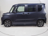 外装に目立つようなキズや凹みはみられず状態良く保たれていますが、中古車なので全くの無キズということはありません。外装の状態につきましては実車にてご確認をお願いします。