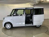 電動スライドドアは、小さいお子様やご年配の方でも楽々開閉出来る優れものッ♪有ると便利な装備です!