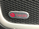 ●beatsサウンドシステム:車種毎に最適なチューニングを施した、Beats Audioプレミアムサウンドシステムを搭載。重厚感のある音楽をお楽しみいただけます。