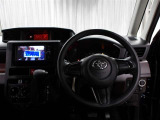 運転席に座ると☆こんな感じです♪