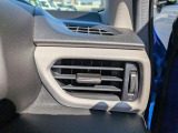 運転席のエアコン吹き出し口です。