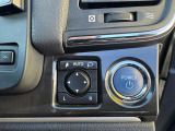 車両入庫時には外装磨きと内装クリーニングを実施しております。納車前にも実施いたしますので、綺麗に快適にお乗りいただけます。