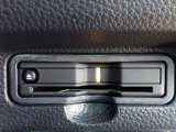 ■【ETC車載器】が装備されています。セットアップをしてお渡しとなり、ETCカードを差し込むだけで高速道路の利用が可能です。