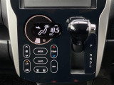 当店のお車をご覧いただきましてありがとうございます。お車についてのご質問やお見積りのご依頼、ご購入にあたってのご相談などは無料電話(0078-6002-312860)にお気軽にお問い合わせ下さい!