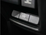◆USB接続端子◆使いやすい場所に装備されています♪