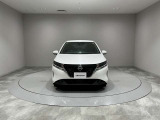 明るいLEDヘッドライトで夜間も安心