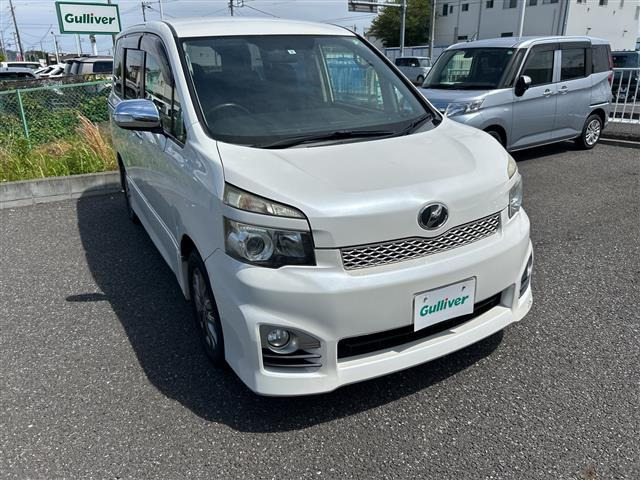 トヨタ ヴォクシー 