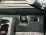 ★ECONスイッチ★ エコドライブを加速しよう!スイッチをONにすると、運転の仕方によるロスを抑え込み燃費をよくするようクルマが頑張ります(*^ー^*)燃費向上にチャレンジ♪