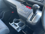 店舗にて現車の確認もいただけますので、お電話で在庫のご確認の上是非ご来店くださいませ。