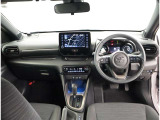 オシャレなインテリアで運転する気分も盛り上がりますよね^^