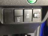 【VSA】ブレーキ時の車輪ロックを防ぐABS、加速時などの車輪空転を抑えるTCS、旋回時の横滑り抑制の3つの機能をトータルに制御!予期しないクルマの挙動の乱れを防ぐ安全装備です♪