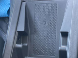 置くだけ充電器です。