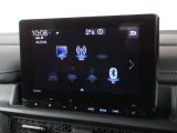 ナビゲーションは純正9インチメモリーナビ(LXU-237VFNi)を装着しております。AM、FM、CD、DVD再生、Bluetooth、音楽録音再生、フルセグTVがご使用いただけます。
