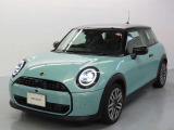 フロントフェイスはMINIアイコンとして永らく愛されるデザイン性の良さと、ブランドの魅力を感じる事ができます。