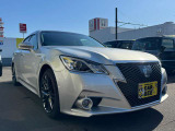 車両入庫時には外装磨きと内装クリーニングを実施しております。納車前にも実施いたしますので、綺麗に快適にお乗りいただけます。