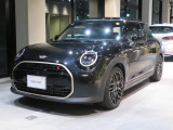 新しく入荷いたしました!こちらのMINIについてのご質問、お見積もりのご用命は、お気軽に0078-6002-369993MINI一宮までご連絡ください。