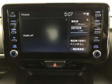 ディスプレイオーディオを装備。スマホとクルマをつなぐことで、これまでのナビに加えて、いろんなサービスが楽しめます。