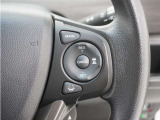 ◆アダプティブクルーズコントロール◆予め設定した車速内でクルマが自動的に加減速。前走車との適切な車間距離を維持しながら追従走行します。【LKAS】車線維持支援システムでステアリング操作を支援。
