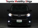 フロントフォグランプ装着車です。車両周辺も明るく見やすく照らしますので夜間走行も快適です。