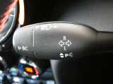 ウィンカーレバーとワイパーレバーが国産車とは左右逆になります!