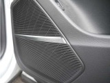 ご納車前に行います点検100項目におきまして、専用のテスターやツールを用いて細かな診断を行います。