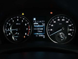 展示車は全てトヨタの車を知り尽くしたエキスパートが基本性能に関わる機能や状態を徹底的にチェックしています。消耗部品の事前交換など法定12ヶ月点検相当の点検・整備を必ず実施しています。