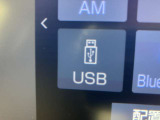 USB接続できます。スマホと接続して音楽を楽しんでください。