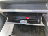 車検証などを保管するグローブボックス