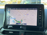日産純正9インチメモリーナビ(MM223D-L)装備。スマートフォンによる部分地図更新、Bluetooth接続での音楽視聴、快適な画面操作と高音質なオーディオ再生。無料地図更新付きです。