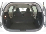 運転にかかわる様々な操作を安全に行えるように視点移動が少なく、操作性に配慮されたスイッチ類が凝縮されたコクピットです。