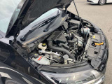 駆動用モーターとインバータが鎮座するパワーユニットルーム