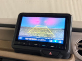 【バックカメラ】リバースにするだけで映ります、後方の安全確認や、狭い駐車場での車庫入れ、雨の日や夜間など視界の悪い時に便利です!安全にバックする為には欠かせない装備です。