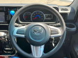 運転時に使用する部分になります。握りやすく、回しやすいかが運転ストレスを左右しますね。