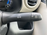 インテリジェントオートライトシステム。ハイビームアシストは前方用察知カメラで、対向車のライト、道路周辺の明るさを察知。手動で切り替えるわずらしさを軽減します。