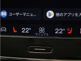 Google搭載によりさまざまな機能をハンズフリー操作できます。フロントにはシートヒーター、ステアリングホイールヒーターを装備!北欧スウェーデン発祥のブランドならではのオプションです。